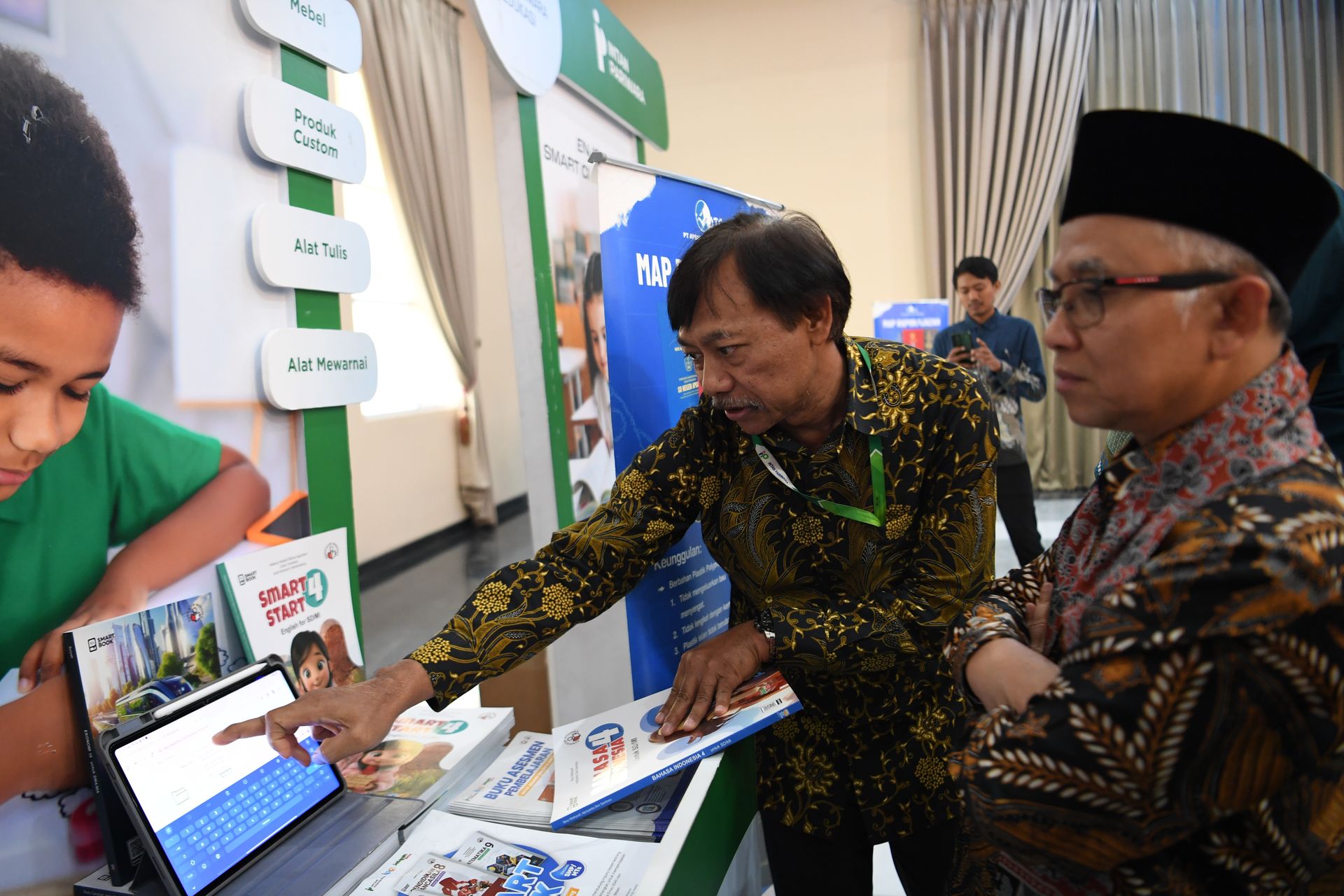 Gambar Siaran Pers