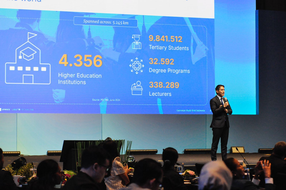 Independent Campus: Expanding Access to Off-Campus Learning, Optimizing Student Competencies