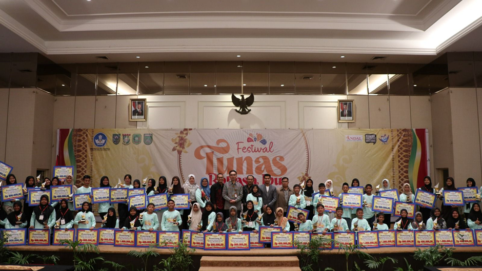 
FTBI Riau 2024: Menggugah Minat Berbahasa Ibu