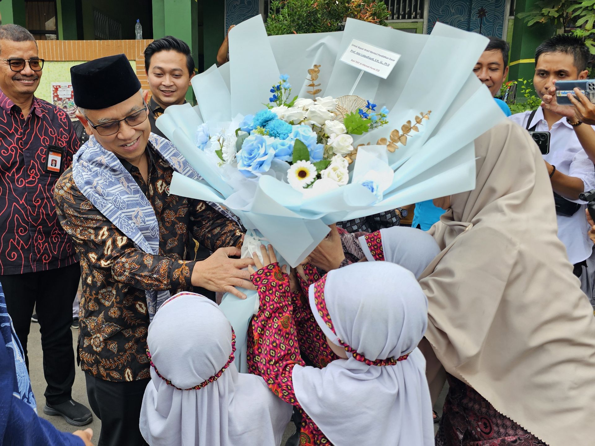 Gambar Siaran Pers