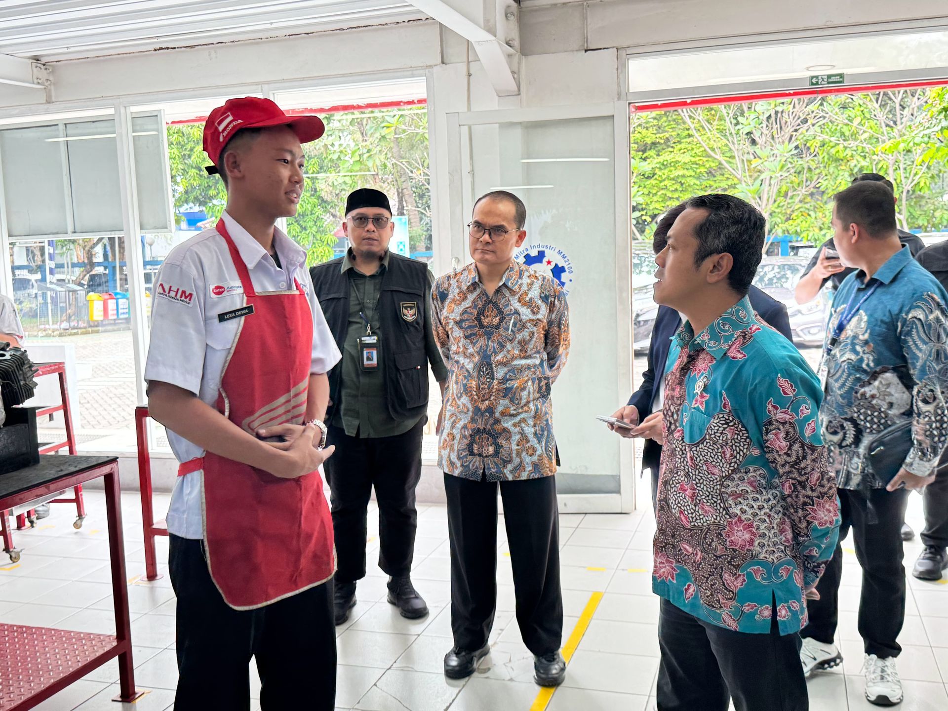Gambar Siaran Pers
