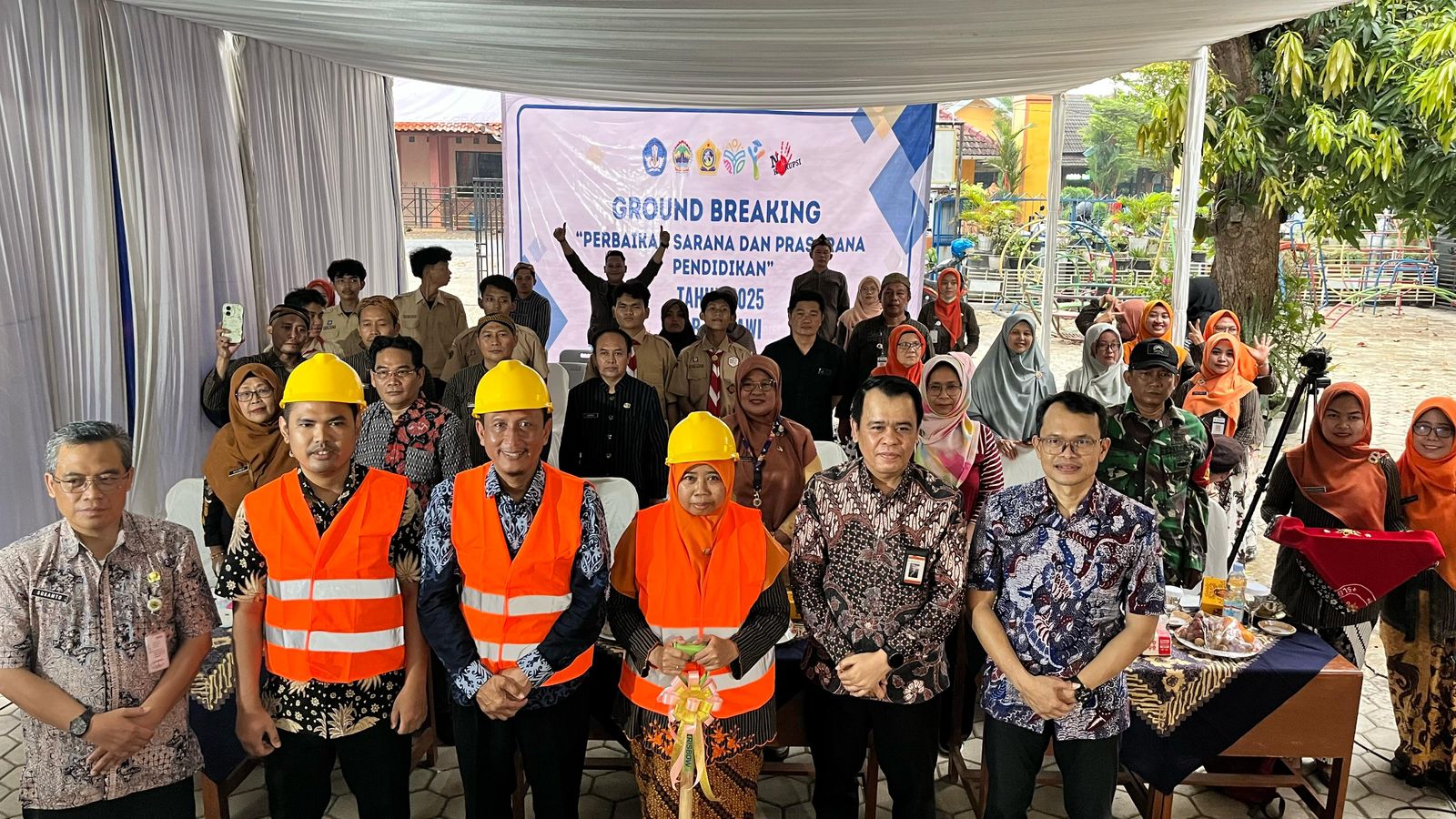 Gambar Siaran Pers