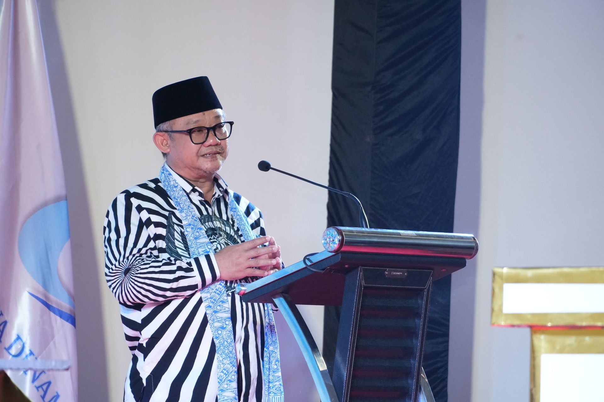 Gambar Siaran Pers