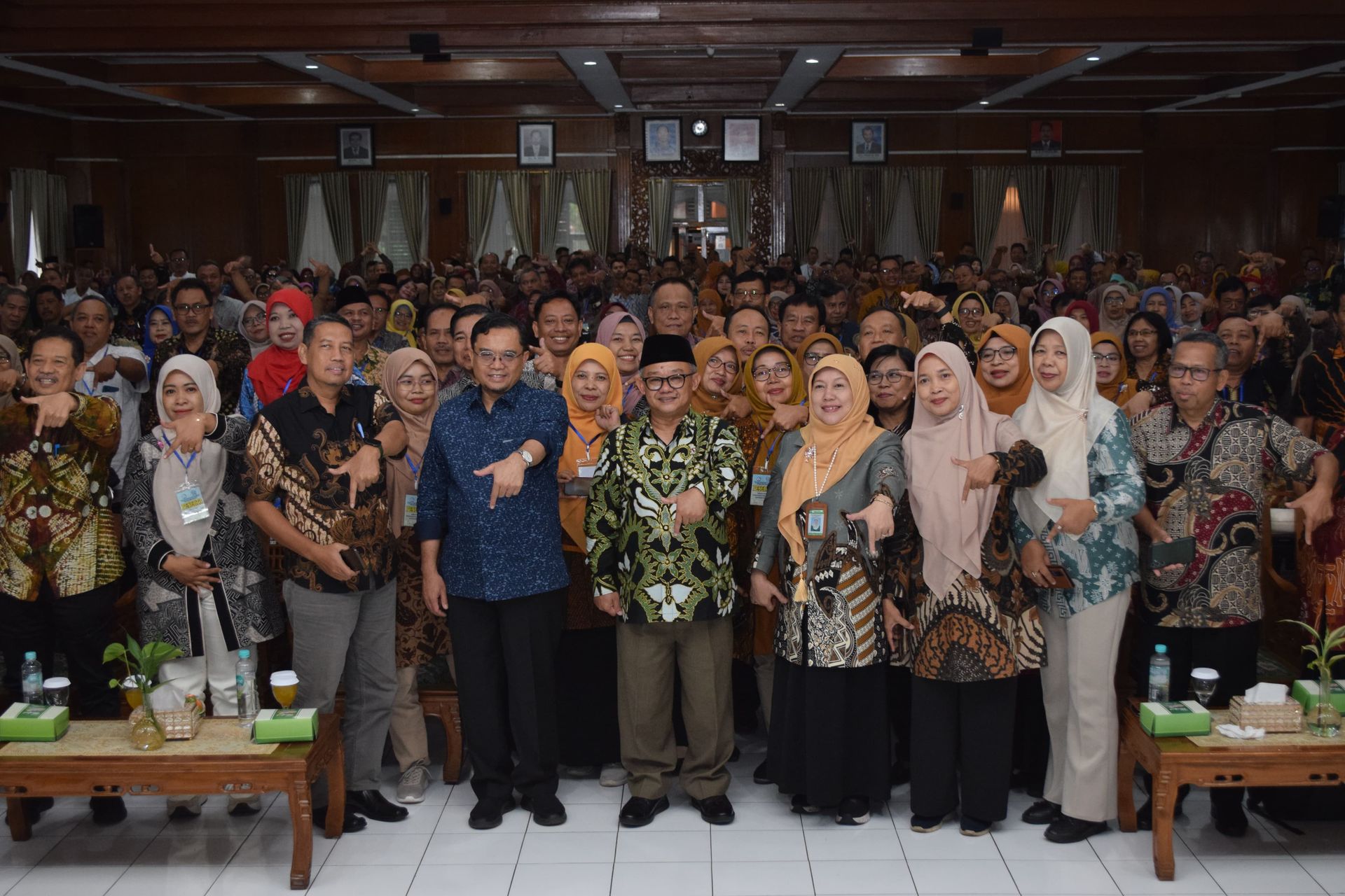 Gambar Siaran Pers