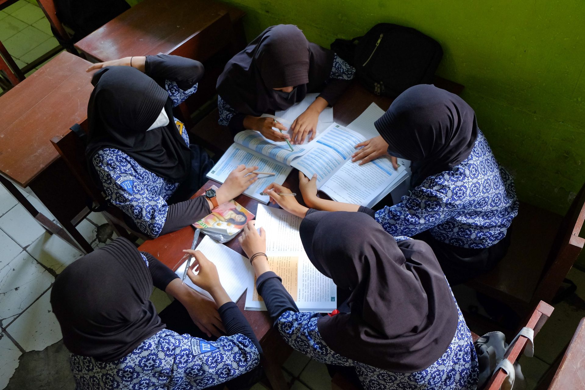 Gambar Siaran Pers