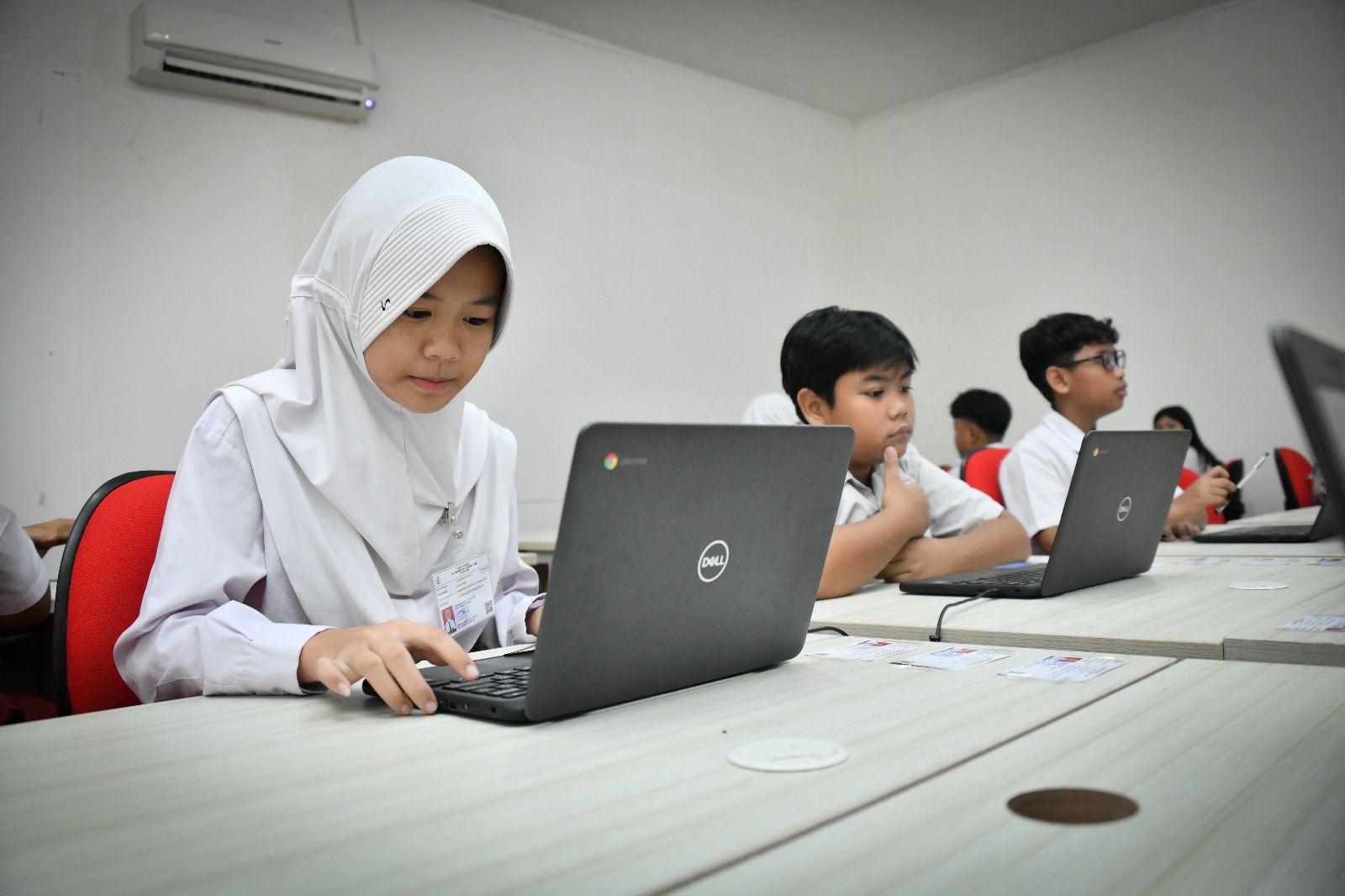 Gambar Siaran Pers