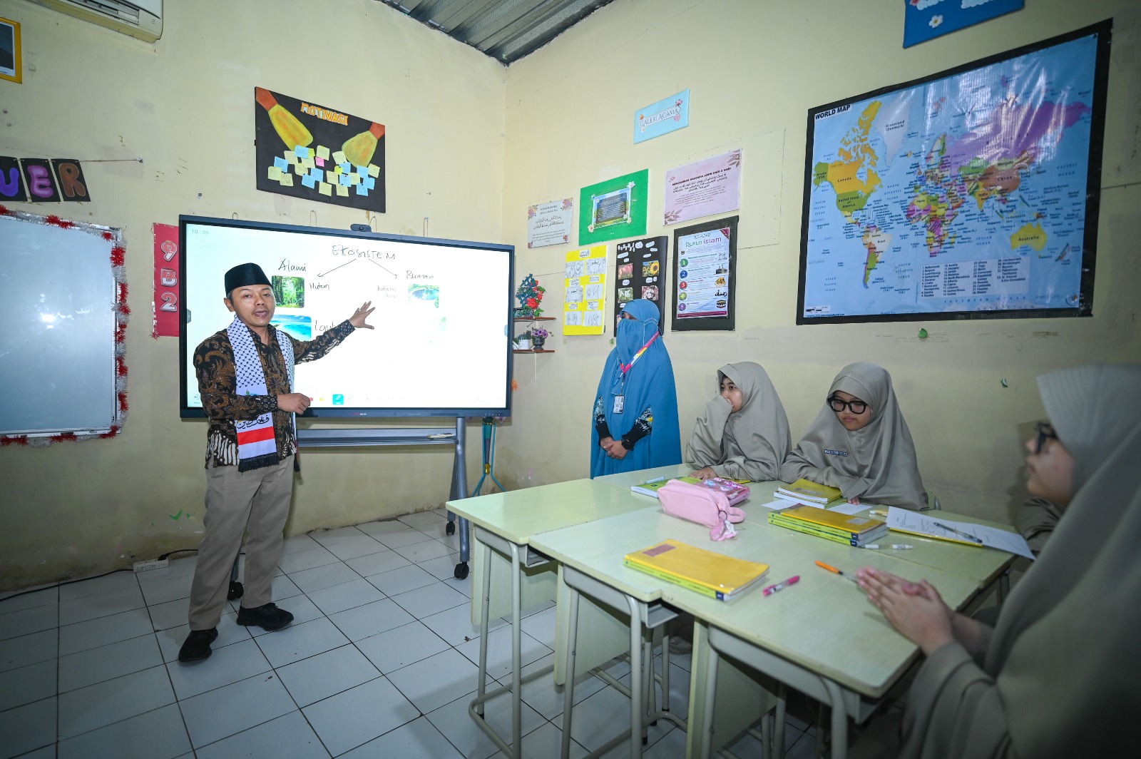 Gambar Konten Terkait
