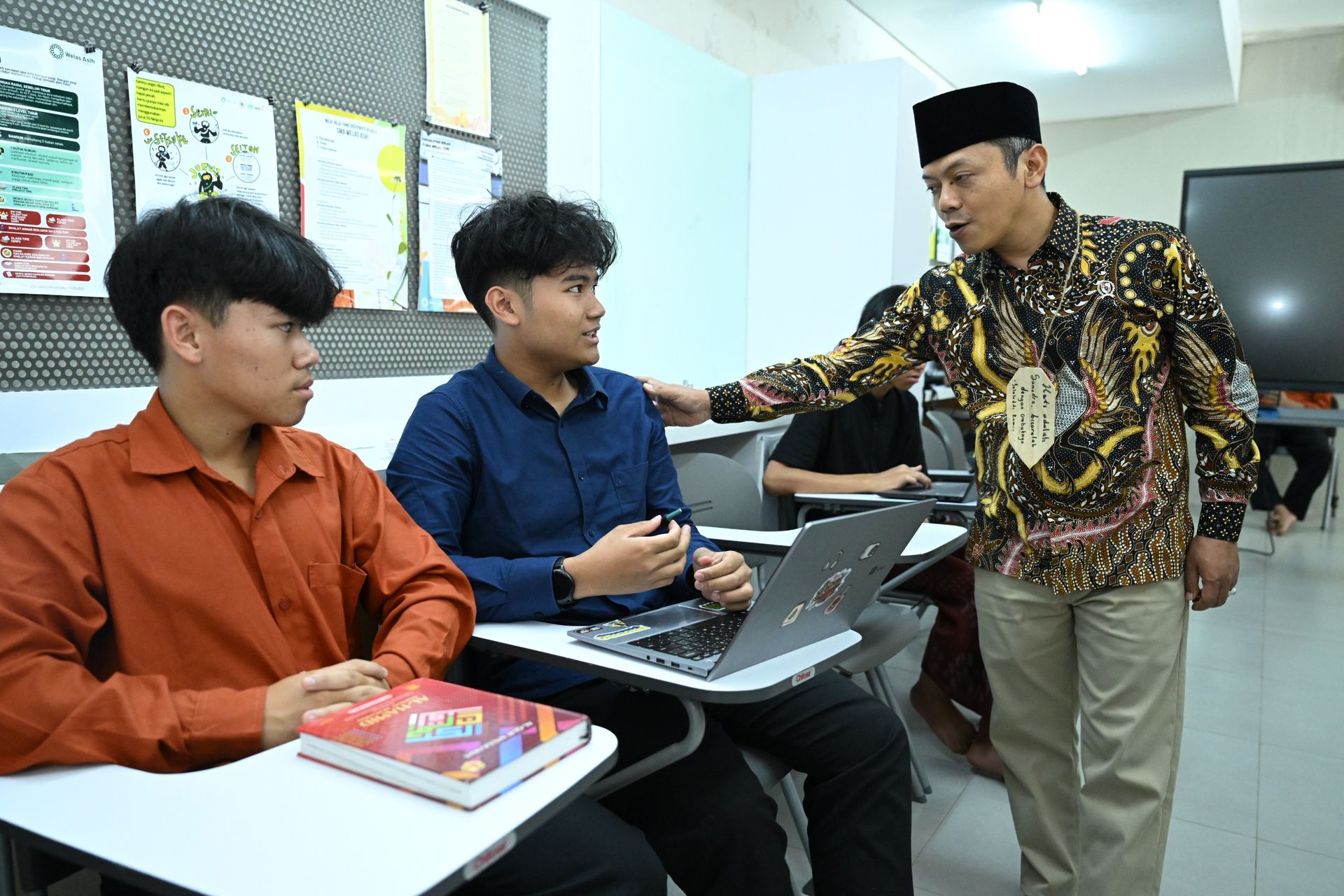 Gambar Konten Terkait