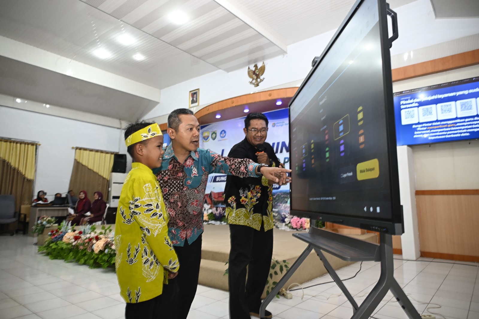 Gambar Siaran Pers