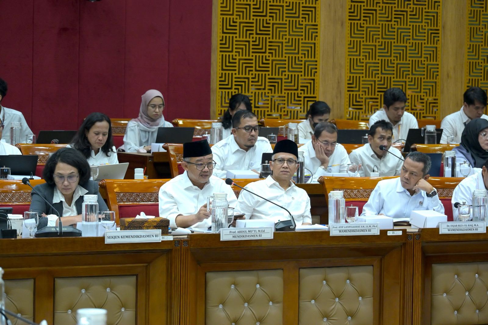 Dukung Program Prioritas Pendidikan 2027, Komisi X DPR RI Setujui Pagu Kemendikdasmen Rp89,1 Triliun